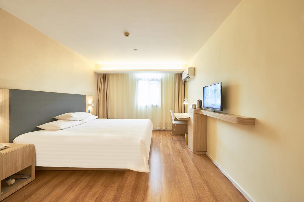 Hanting Hotel Shanghai Tangqiao Subway Station Exterior photo
